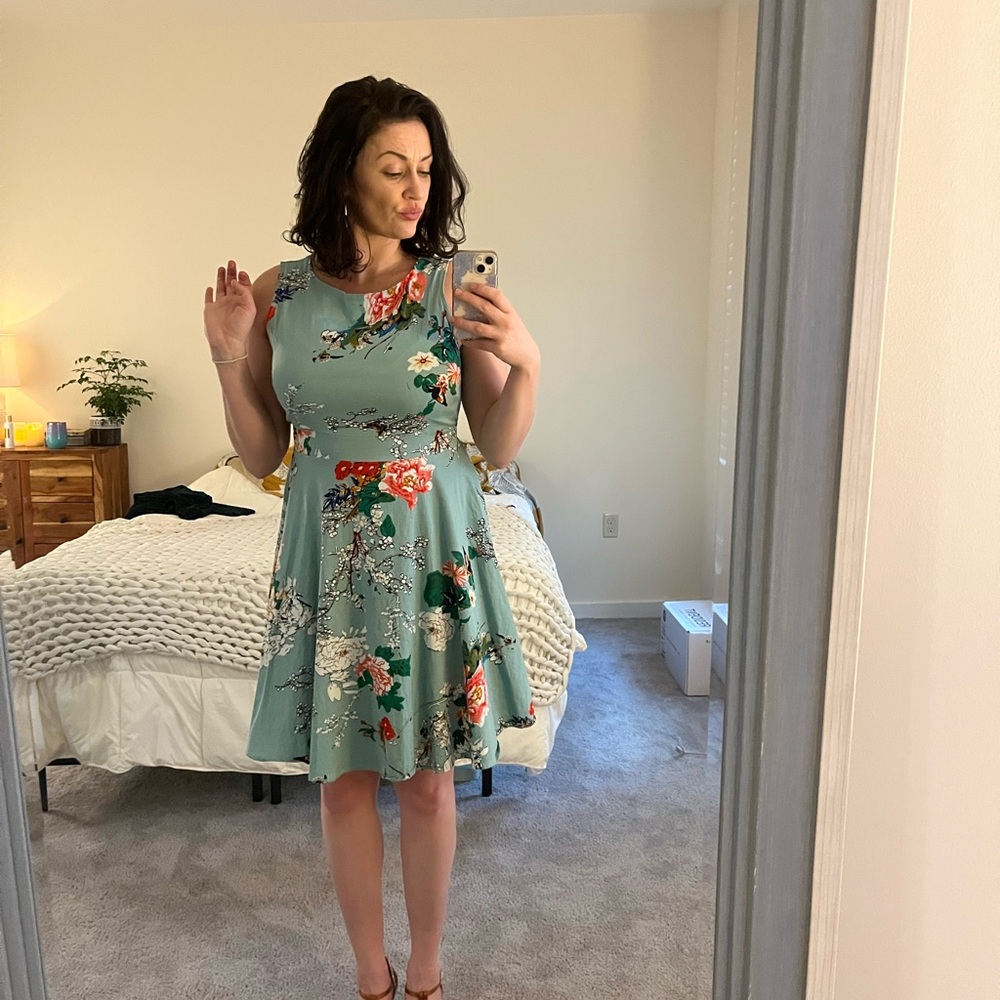 Flirty floral spring dress